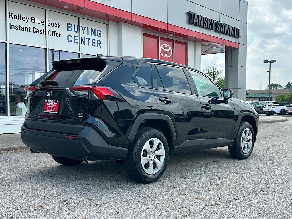 2023 Toyota RAV4 LE