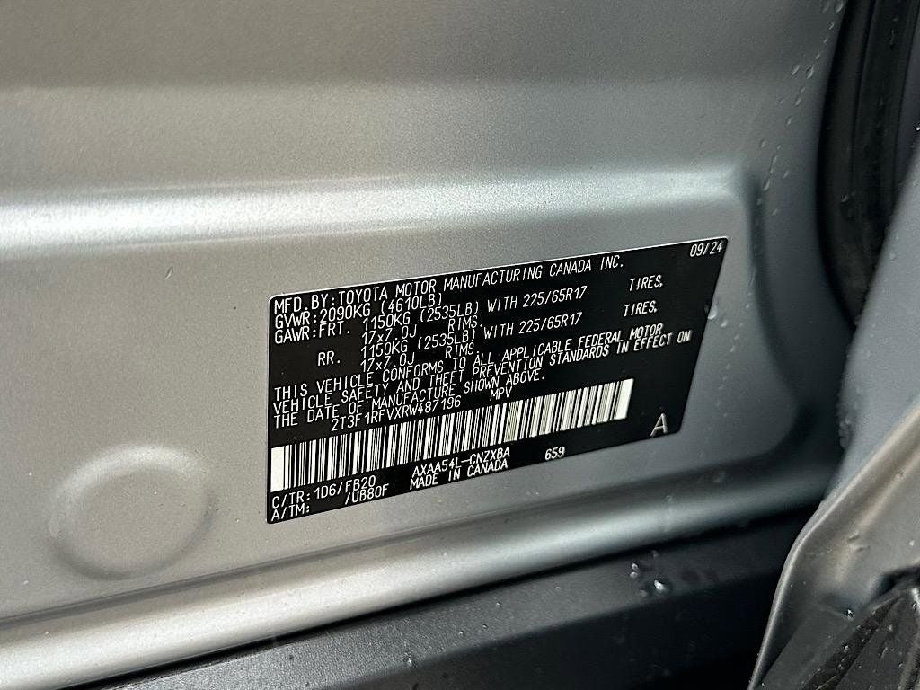 2024 Toyota RAV4 LE