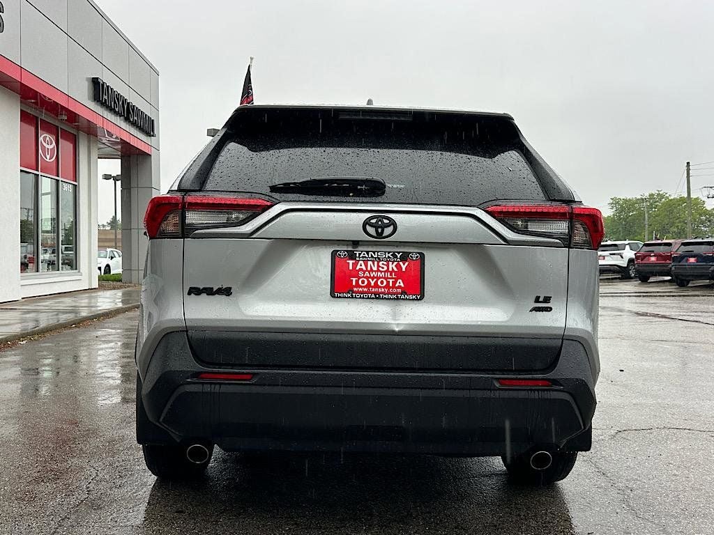 2024 Toyota RAV4 LE