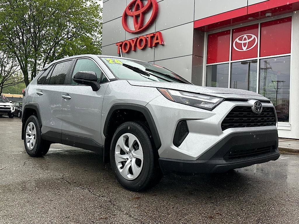 2024 Toyota RAV4 LE