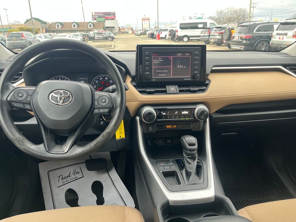 2021 Toyota RAV4 LE