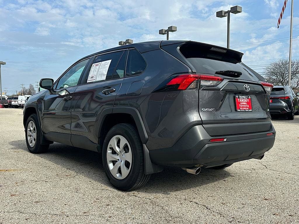 2023 Toyota RAV4 LE