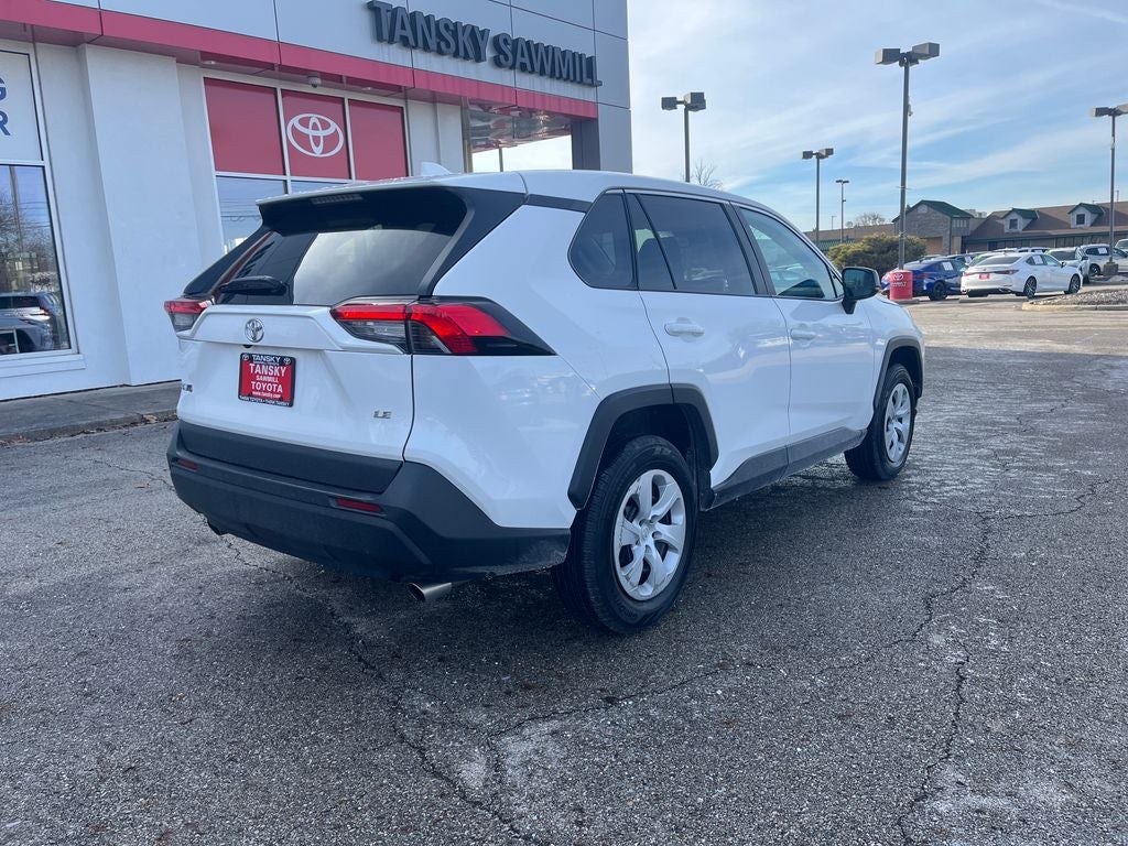 2024 Toyota RAV4 LE