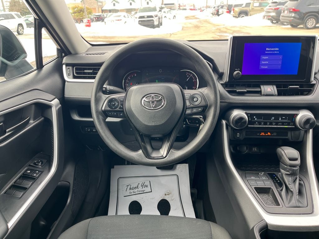 2023 Toyota RAV4 LE