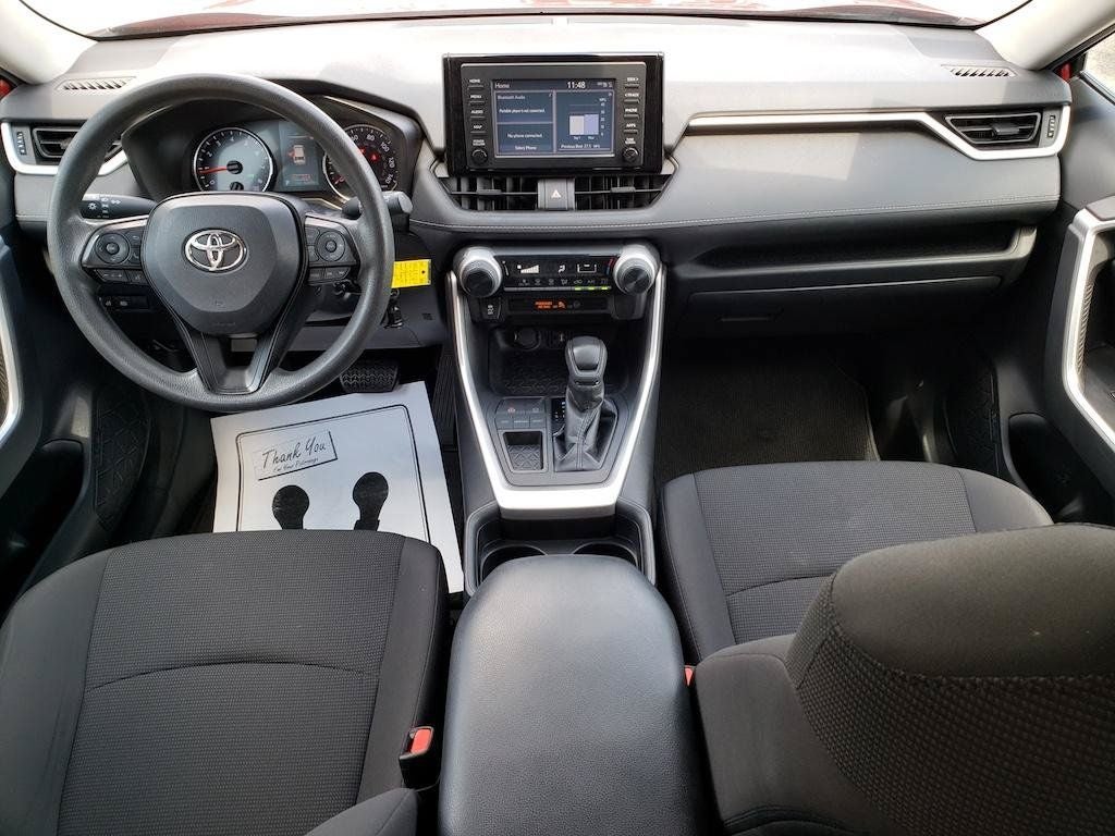 2019 Toyota RAV4 LE