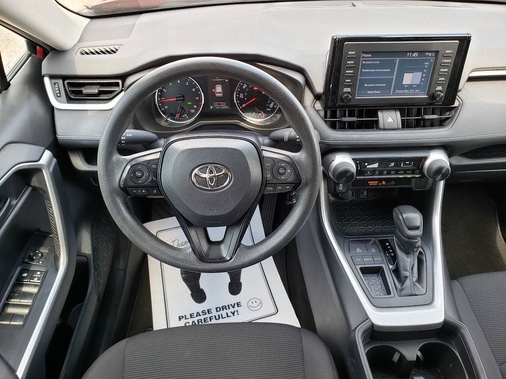 2019 Toyota RAV4 LE