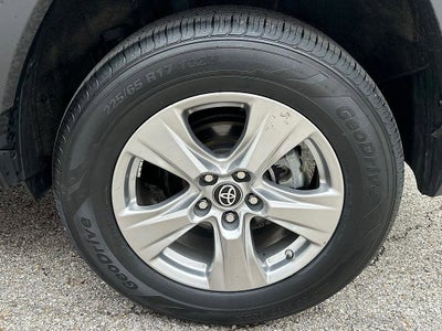 2024 Toyota RAV4 Hybrid LE