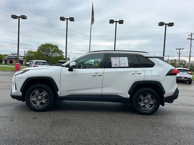 2022 Toyota RAV4 XLE