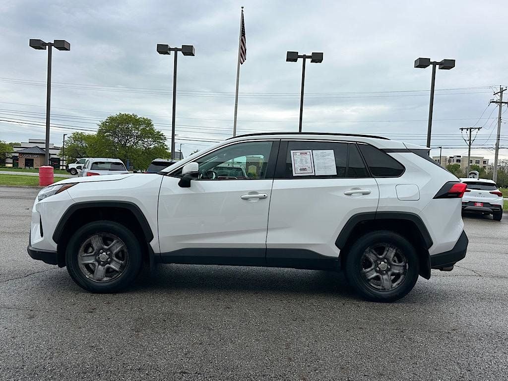 2022 Toyota RAV4 XLE