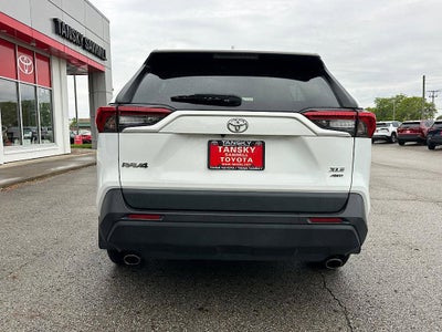2022 Toyota RAV4 XLE