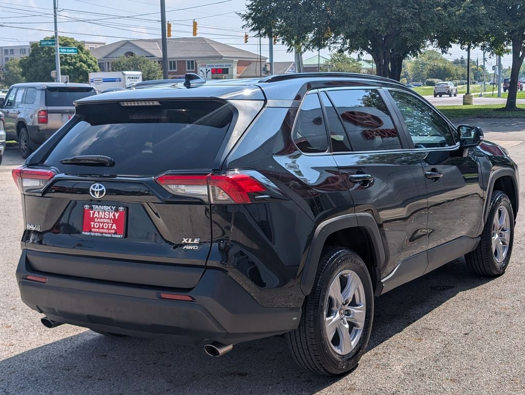 2025 Toyota RAV4 XLE