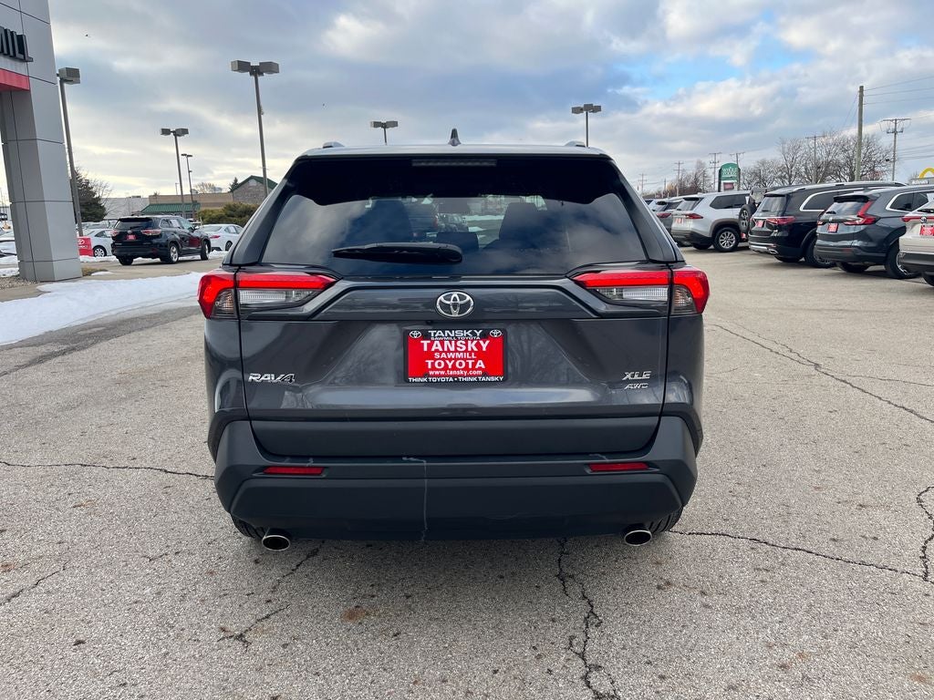 2024 Toyota RAV4 XLE