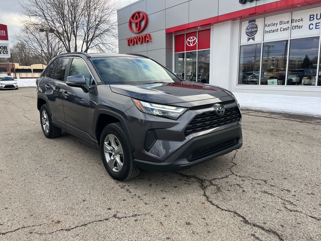 2024 Toyota RAV4 XLE