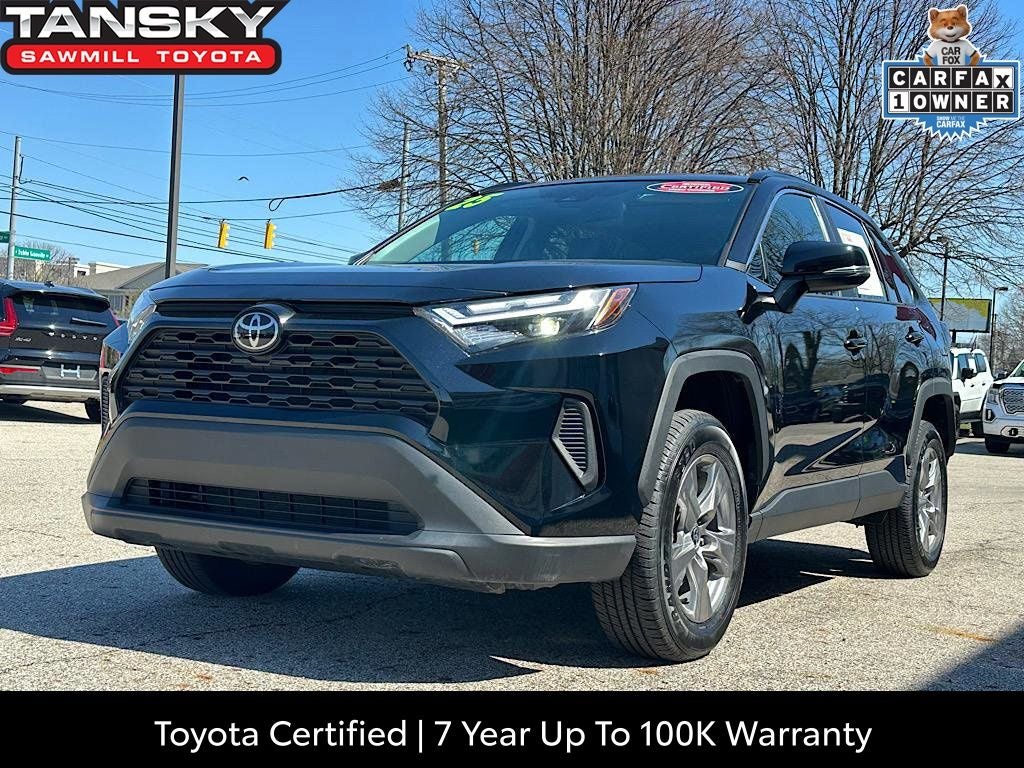 2025 Toyota RAV4 XLE