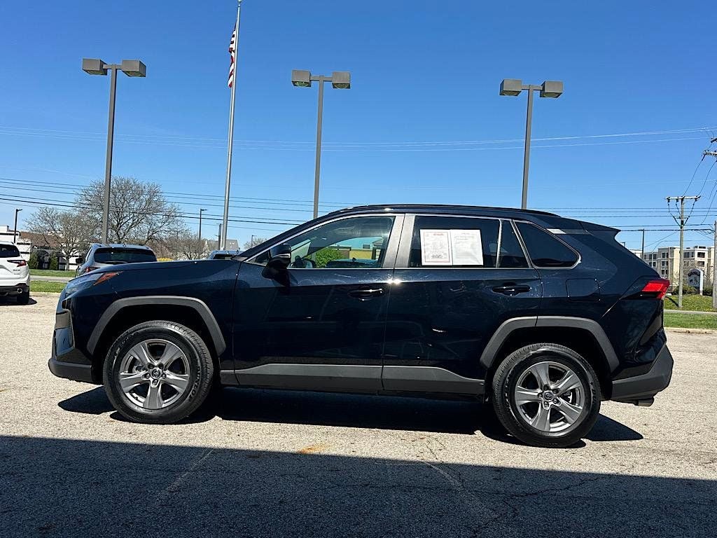 2025 Toyota RAV4 XLE