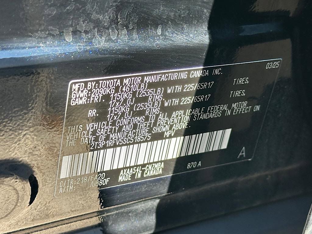 2025 Toyota RAV4 XLE