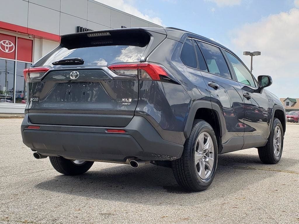 2025 Toyota RAV4 XLE