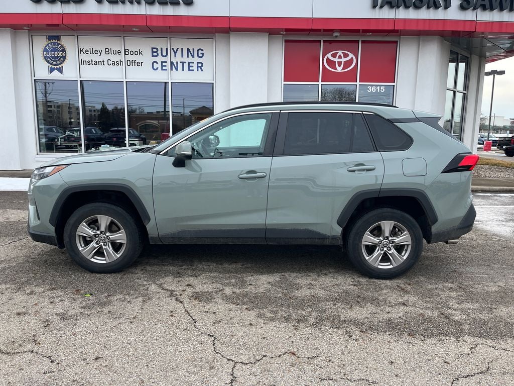 2023 Toyota RAV4 XLE