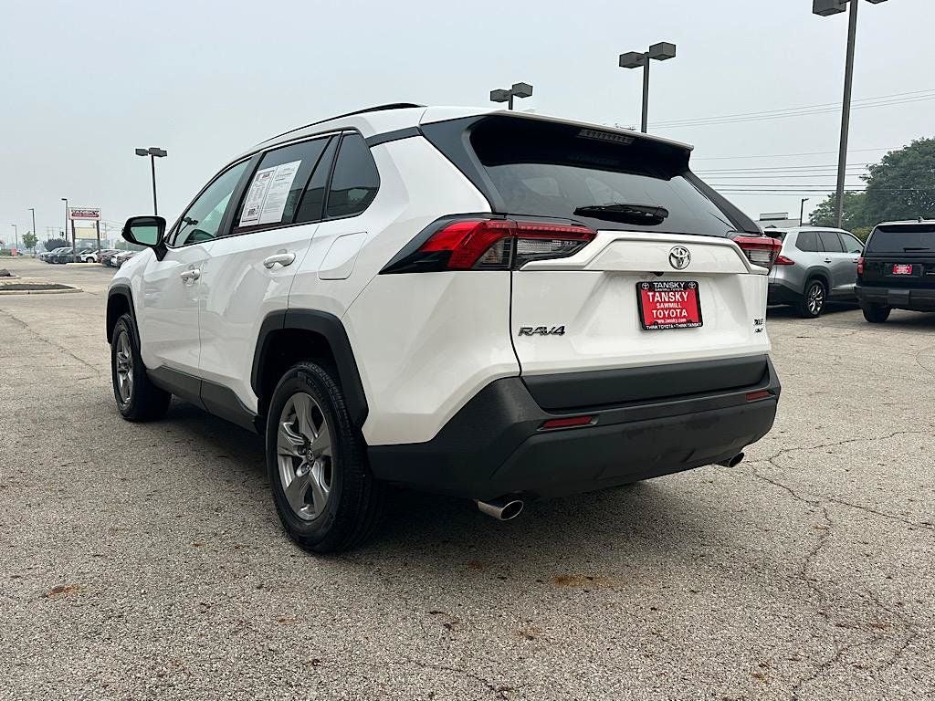 2025 Toyota RAV4 XLE