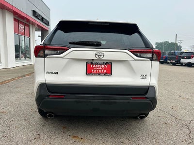 2025 Toyota RAV4 XLE