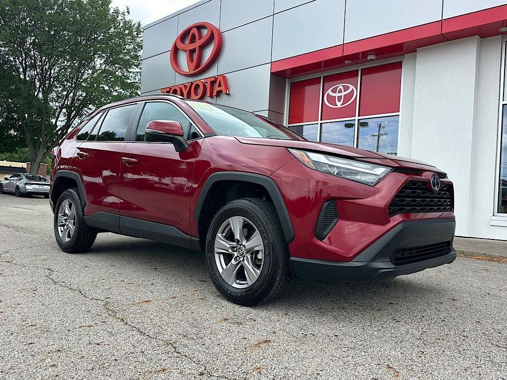 2025 Toyota RAV4 XLE