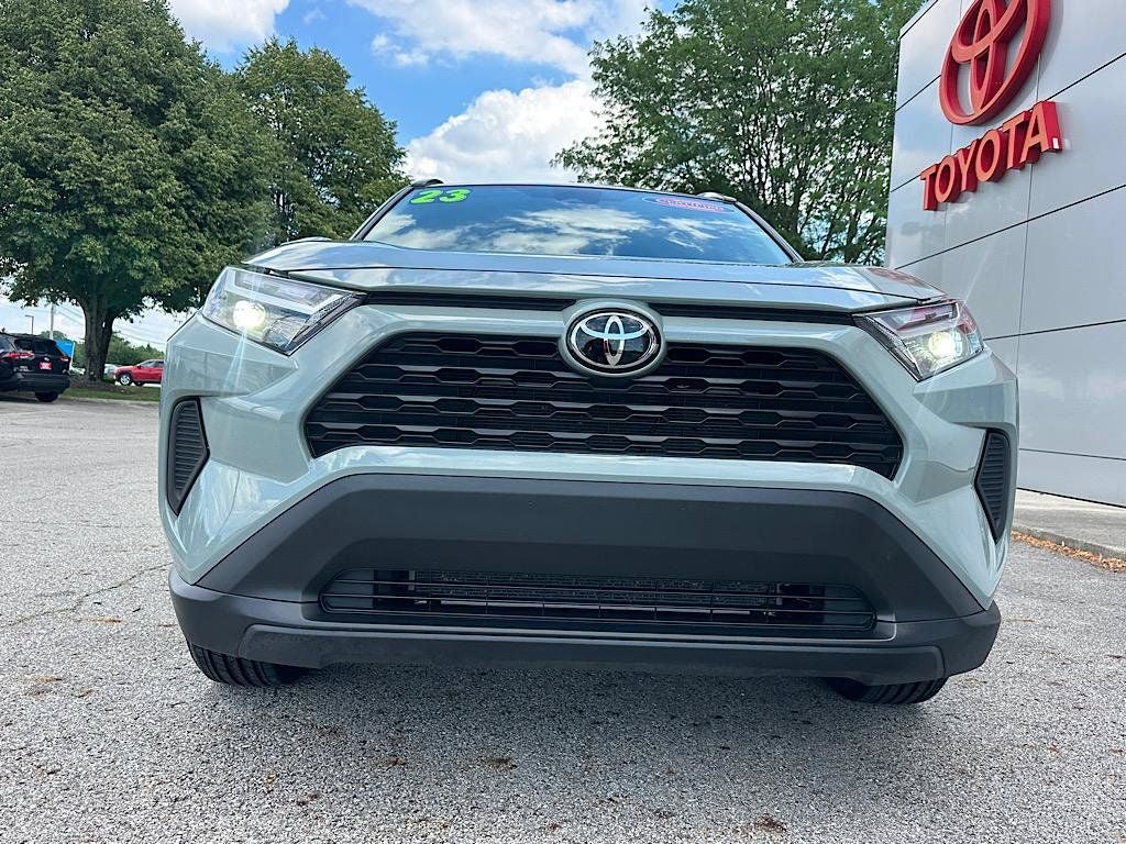 2023 Toyota RAV4 XLE