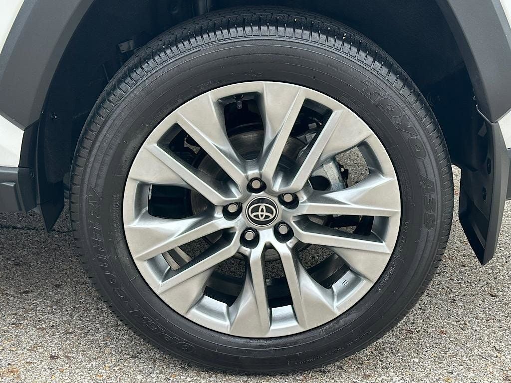 2025 Toyota RAV4 Limited