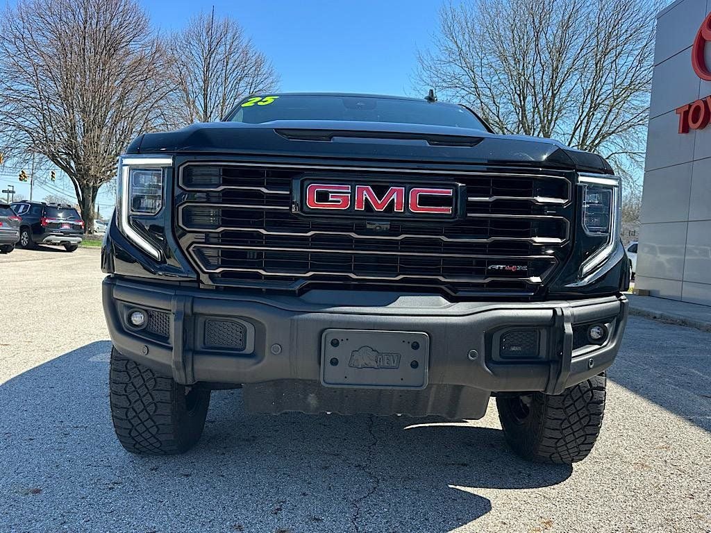 2025 GMC Sierra 1500 AT4X