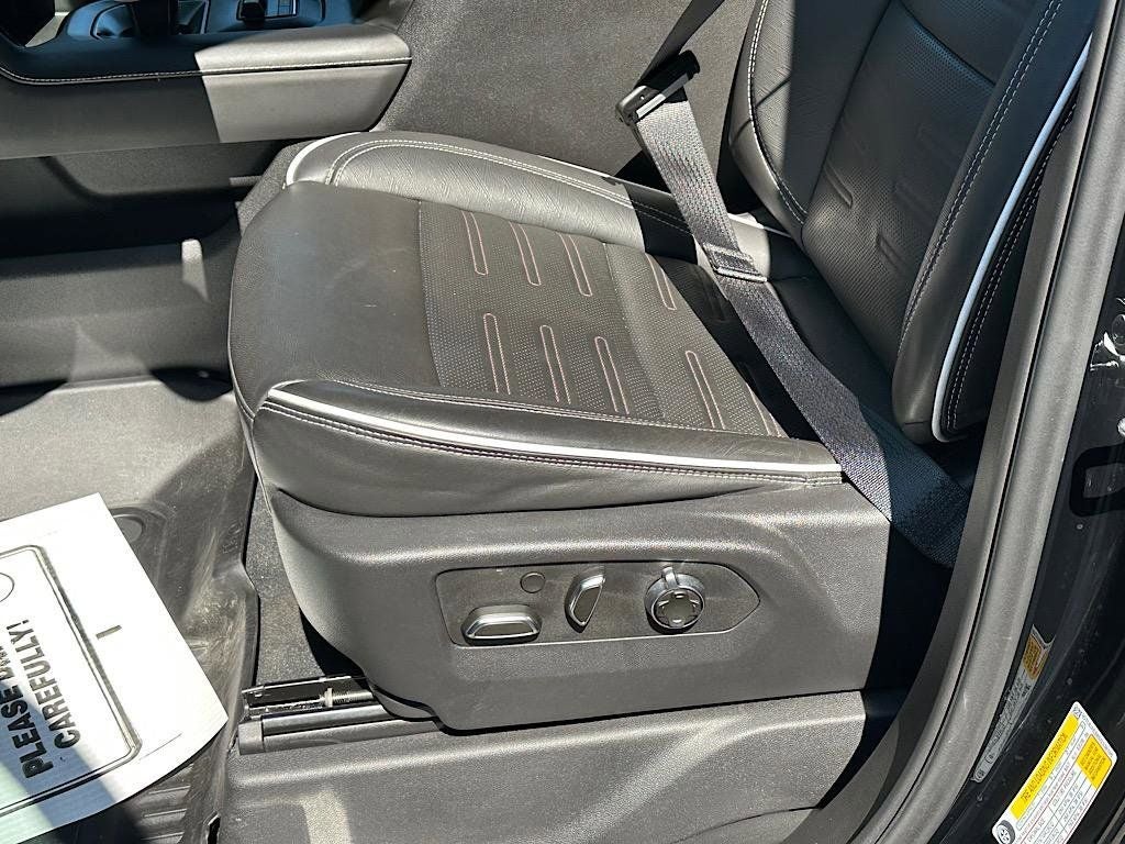 2025 GMC Sierra 1500 AT4X