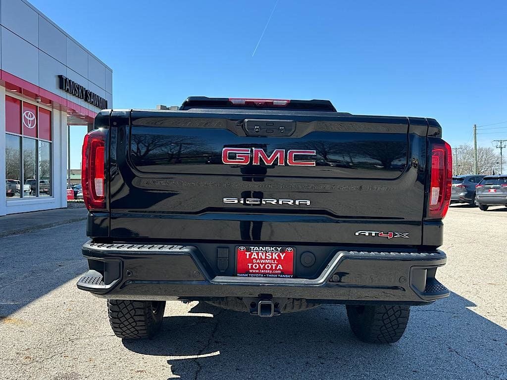 2025 GMC Sierra 1500 AT4X