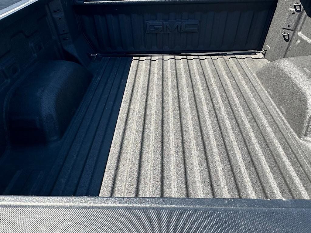 2025 GMC Sierra 1500 AT4X