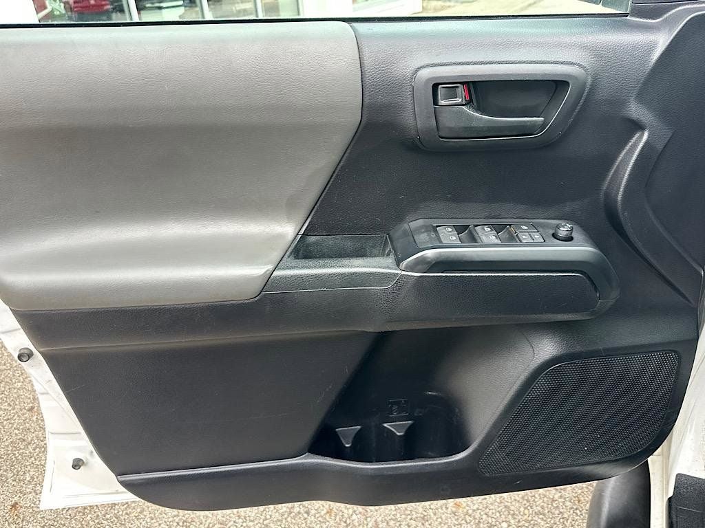 2021 Toyota Tacoma SR V6