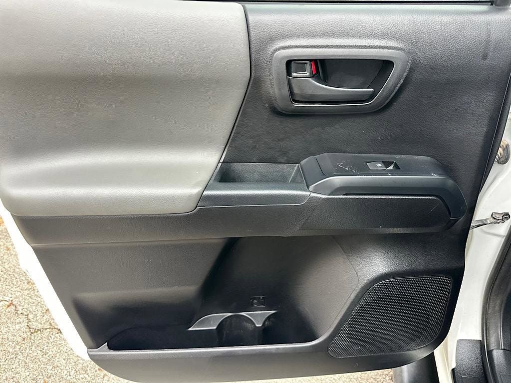 2021 Toyota Tacoma SR V6