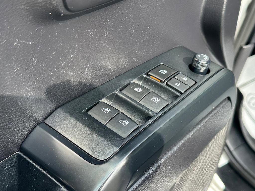 2021 Toyota Tacoma SR V6