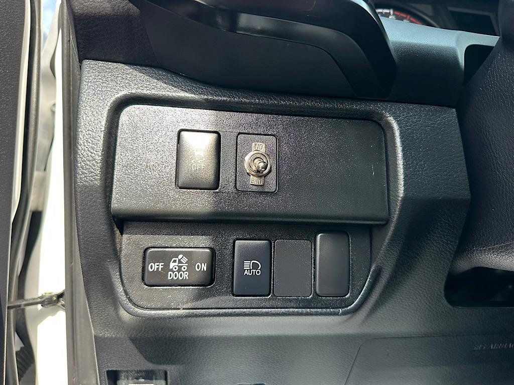 2021 Toyota Tacoma SR V6