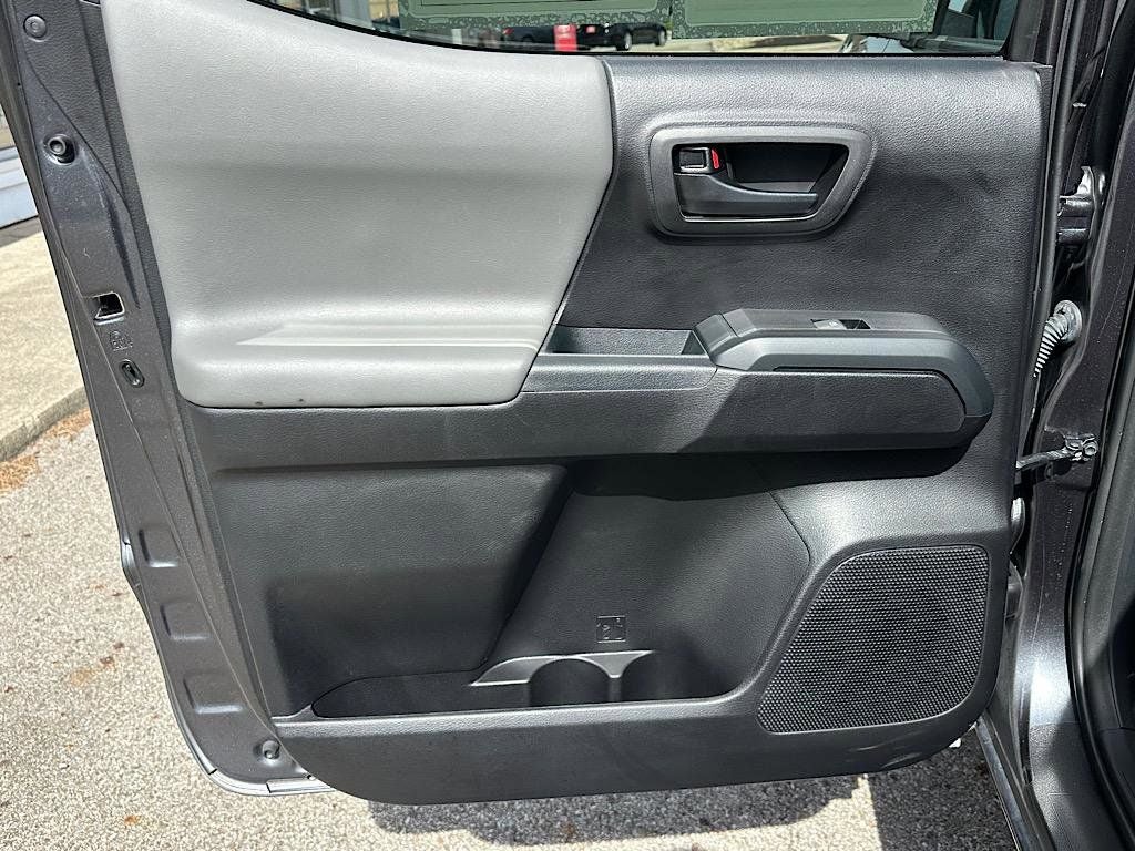 2021 Toyota Tacoma SR V6