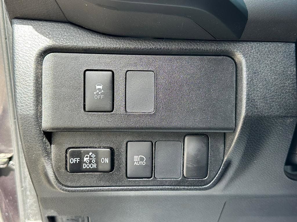 2021 Toyota Tacoma SR V6