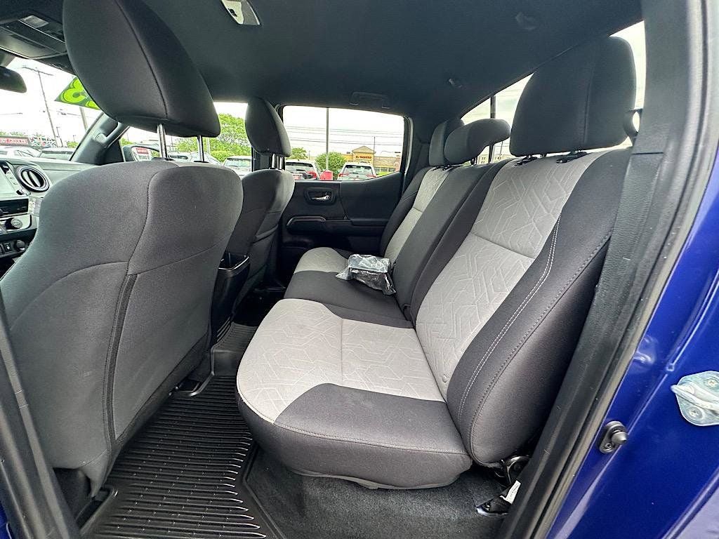 2023 Toyota Tacoma TRD Sport V6