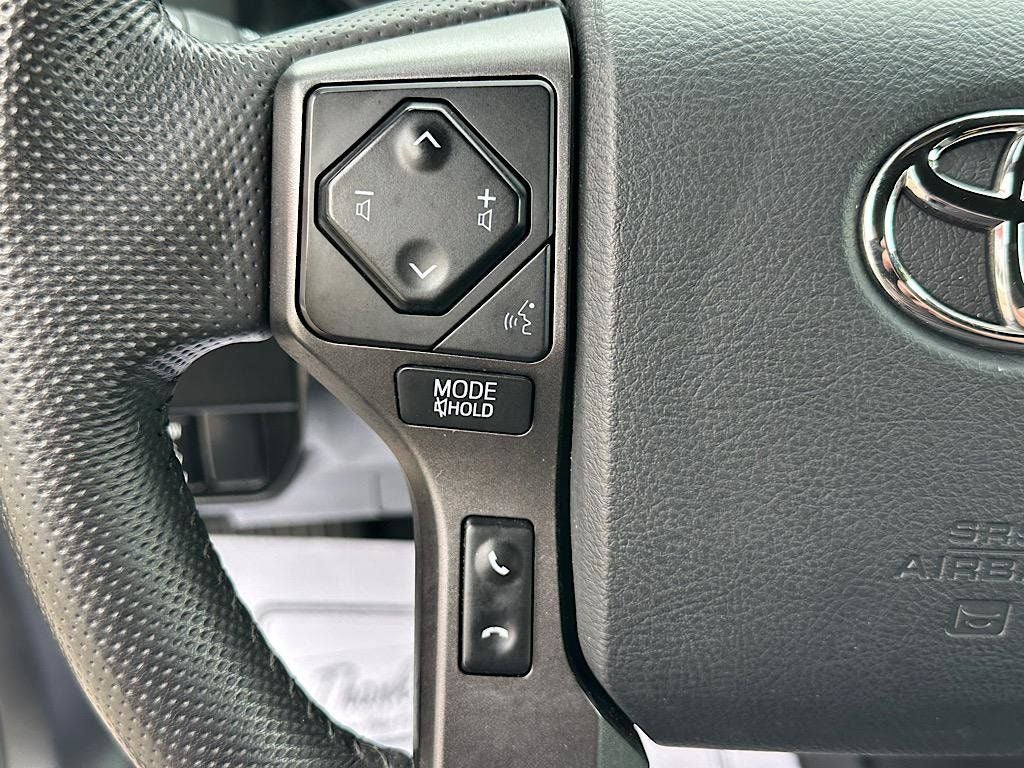 2023 Toyota Tacoma TRD Sport V6