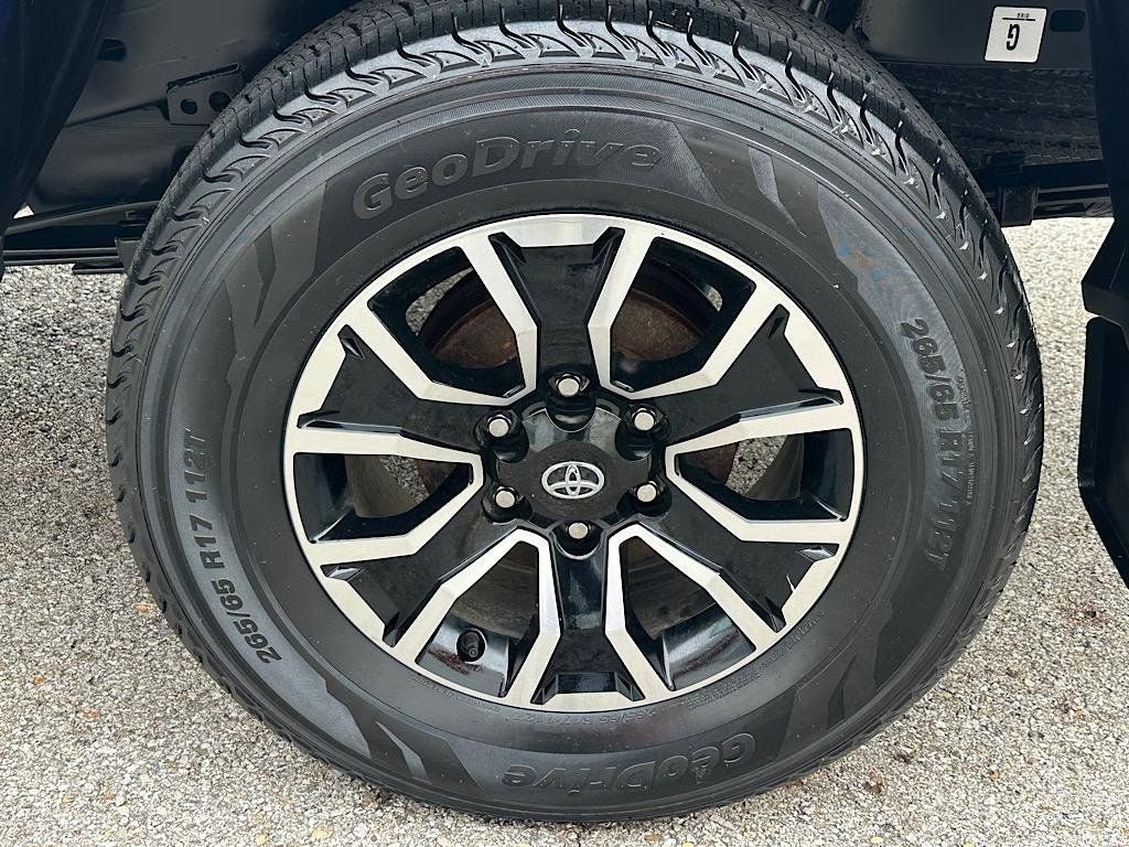 2023 Toyota Tacoma TRD Sport V6