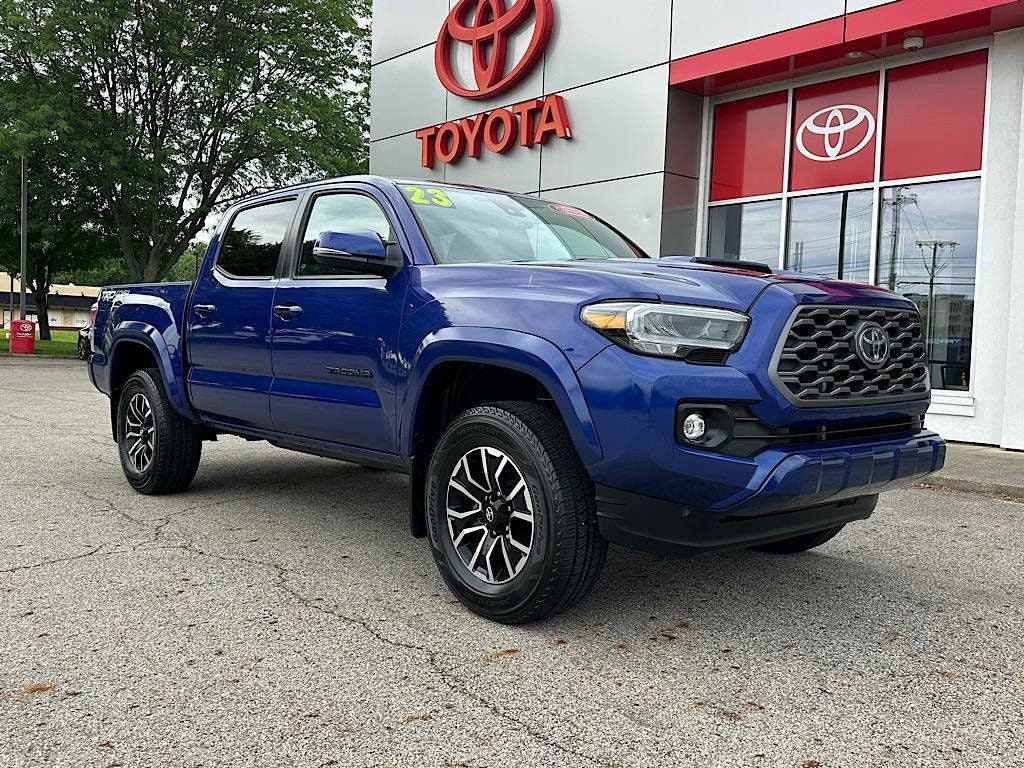 2023 Toyota Tacoma TRD Sport V6