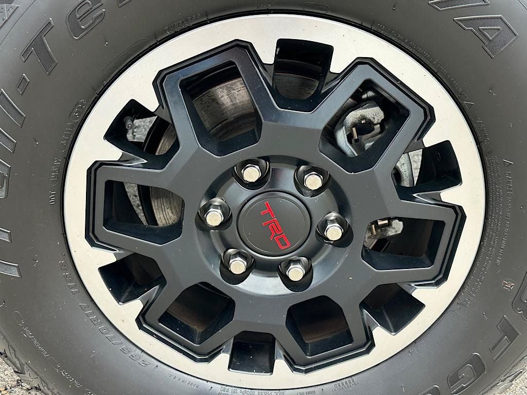 2024 Toyota Tacoma TRD Off-Road