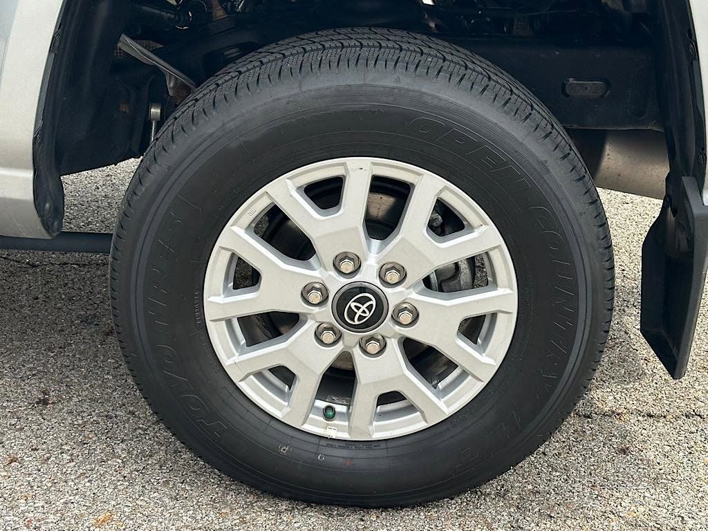2024 Toyota Tacoma SR5