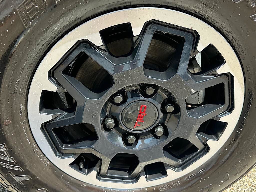 2024 Toyota Tacoma TRD Off-Road