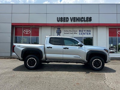 2024 Toyota Tacoma TRD Off-Road