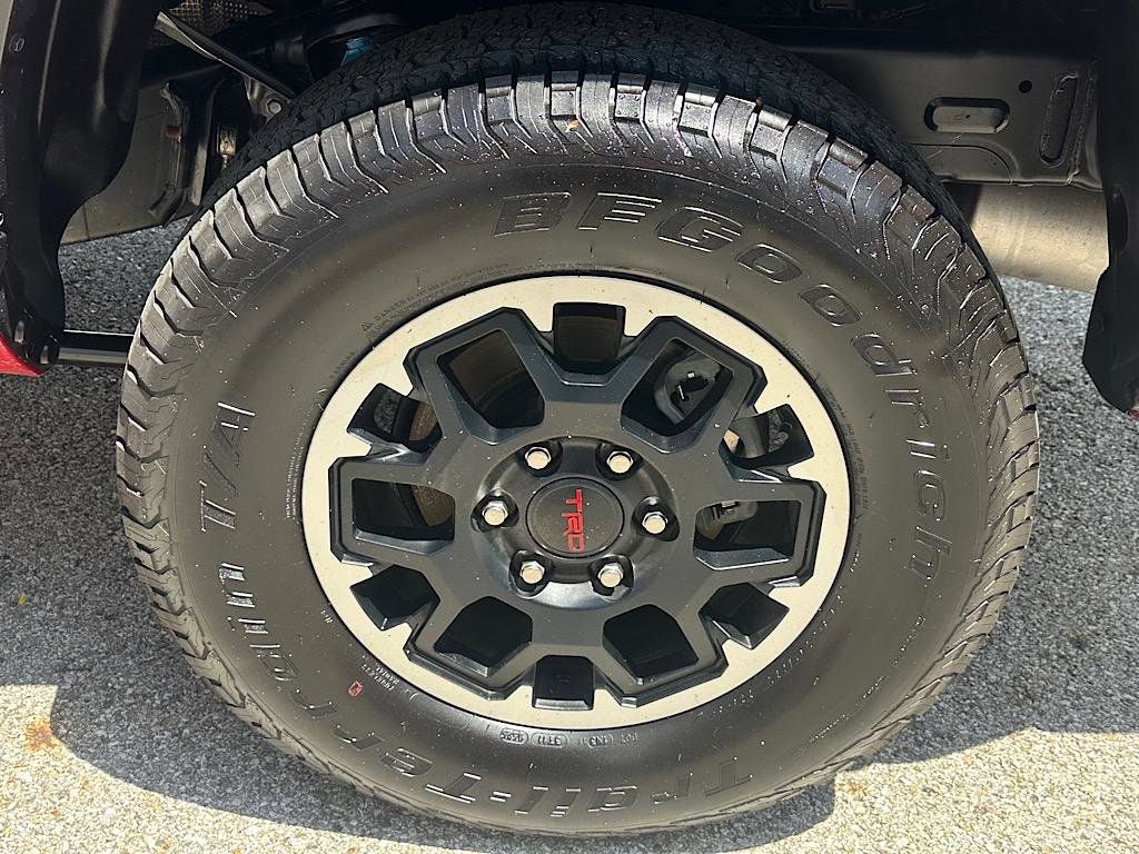 2025 Toyota Tacoma TRD Off-Road