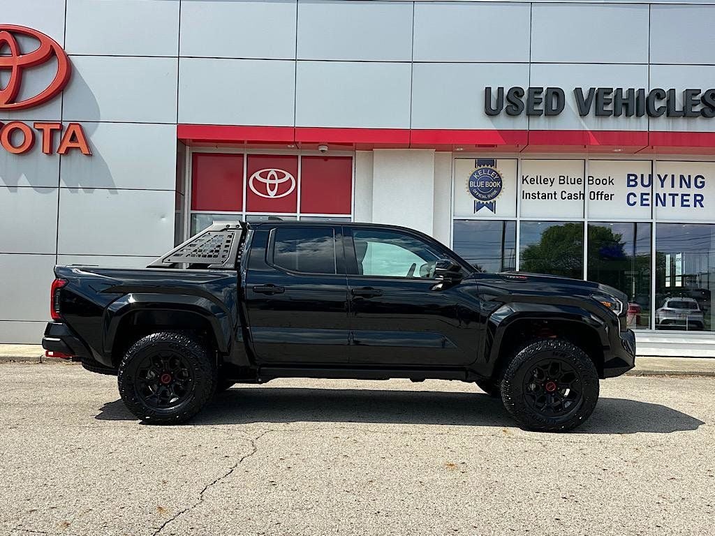 2025 Toyota Tacoma Hybrid TRD Pro