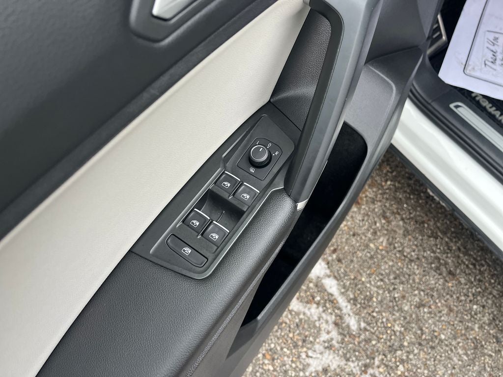 2020 Volkswagen Tiguan 2.0T SE R-Line Black