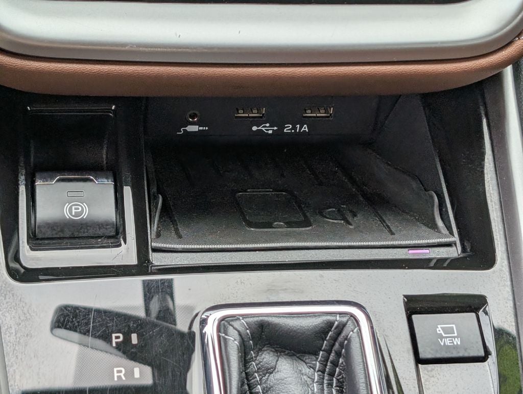 2022 Subaru Outback Touring XT