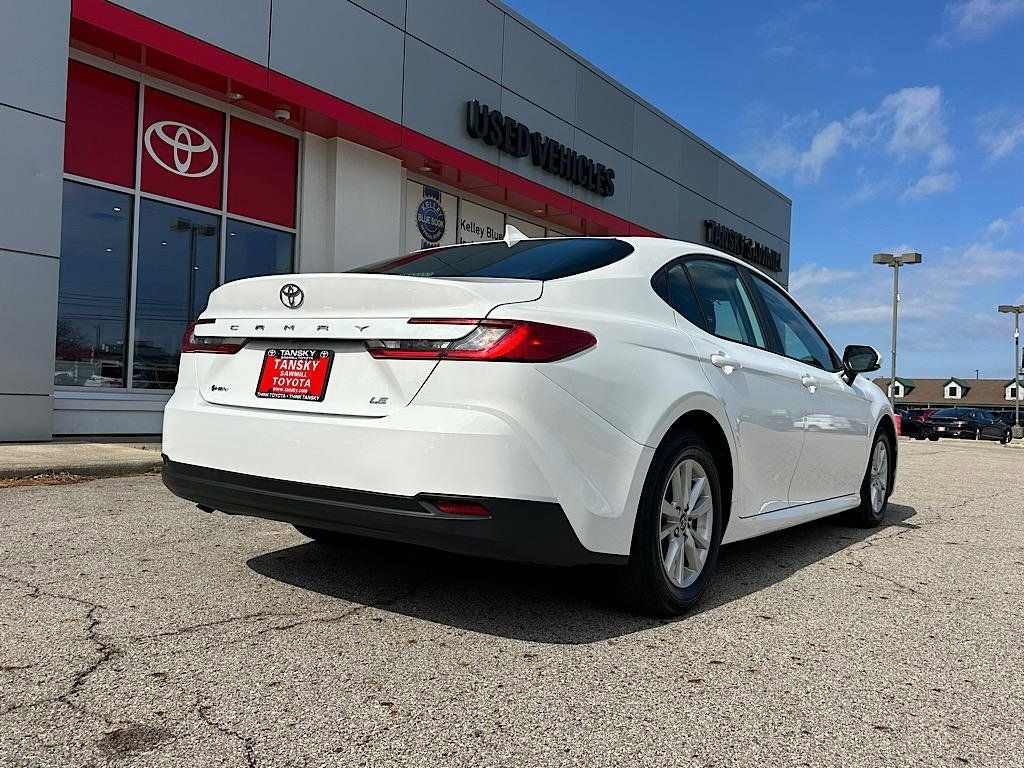 2025 Toyota Camry LE